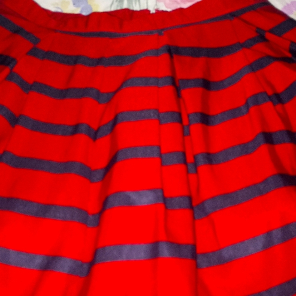 Forever 21 Ladies skirt size 26